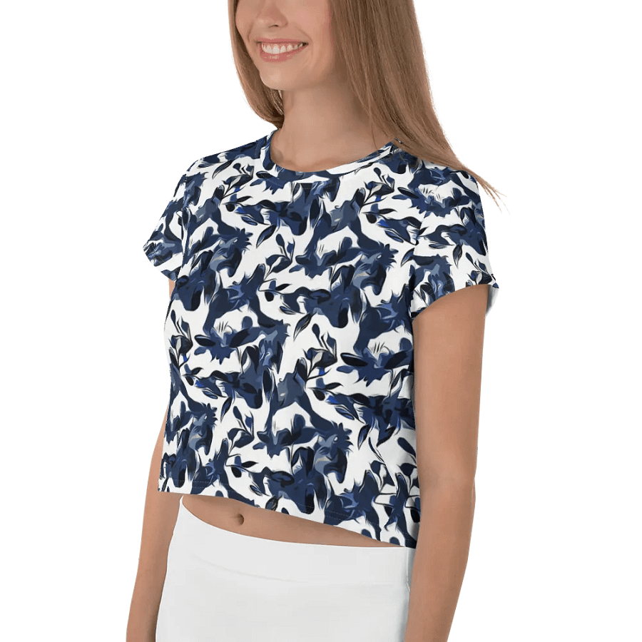 Wild Waves | Crop Tee product image (4)