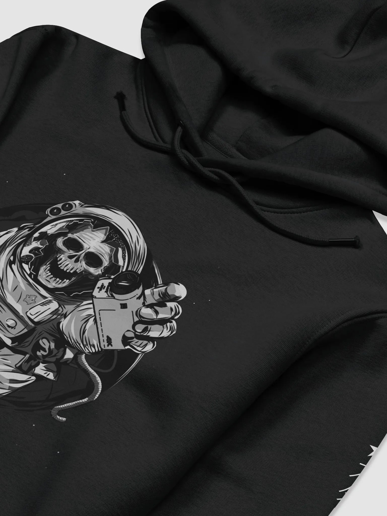 In spaSe...No one is safe [hoodie] product image (4)