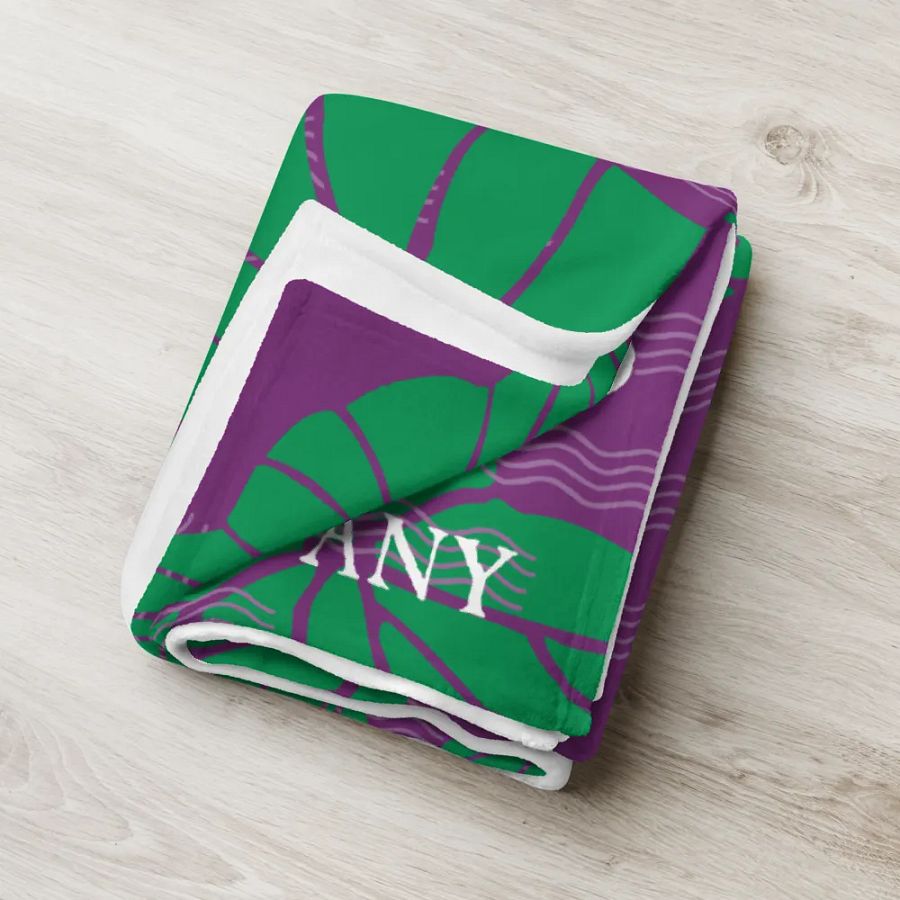 He Mea Ono Poi Throw Blanket product image (6)