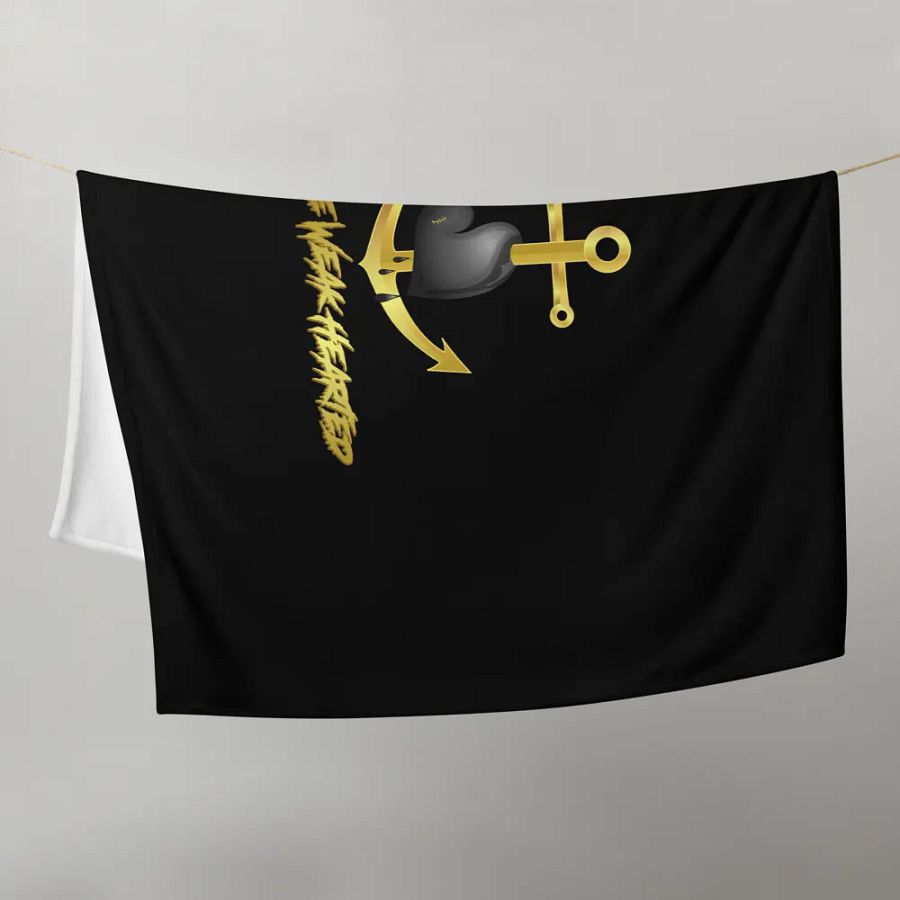 N4TWH Black Heart Blanket product image (21)