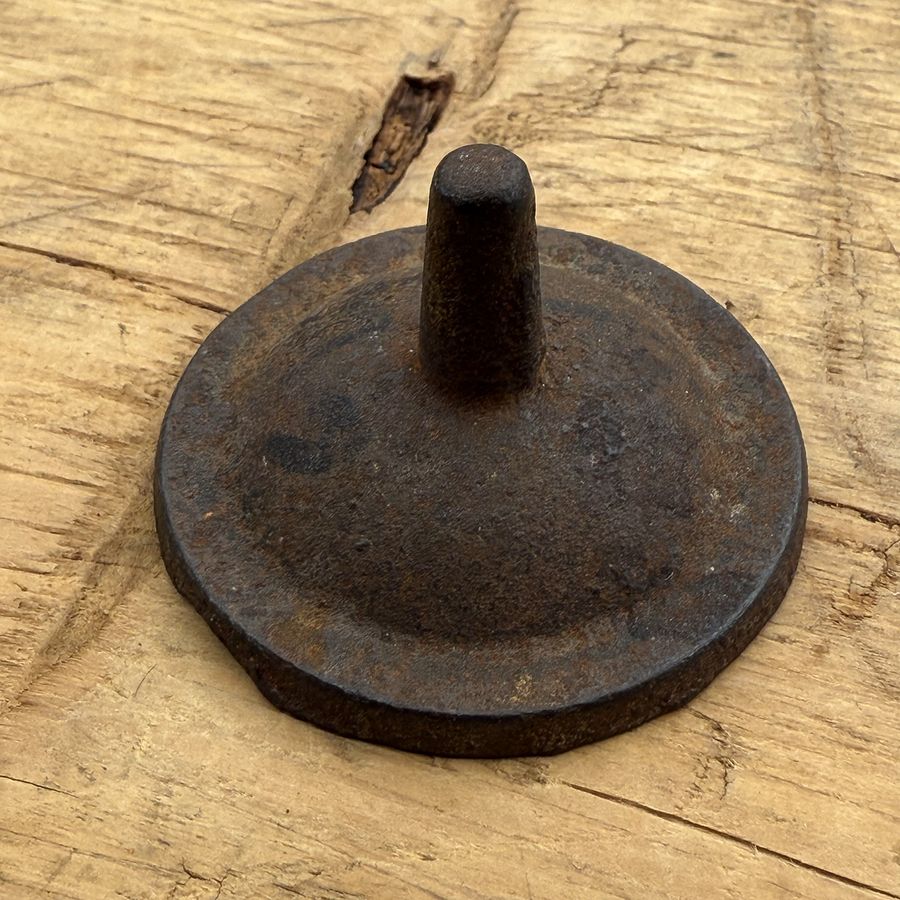 🎎 Antique Japanese Metal Spinning Top – Showa Era Toy – Japan Antique Roadshow product image (4)