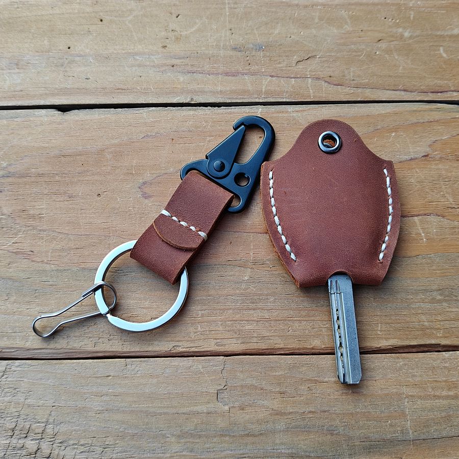 MEEBOY Personalized handmade leather keychain; Custom leather key sleeve; Personalized Gifts for Men Women product image (5)