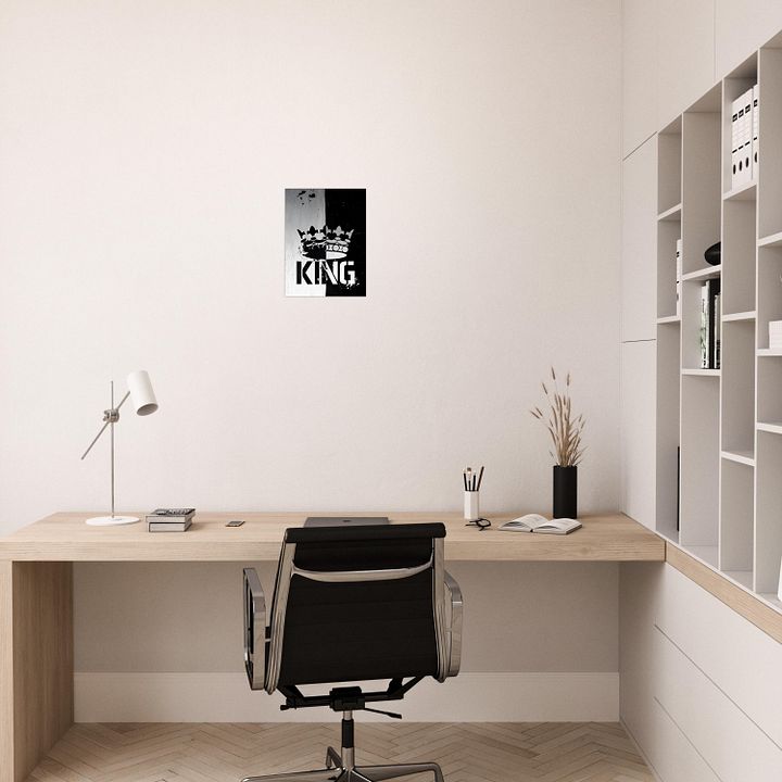 Shades of Royalty: Black and White Majesty product image (2)