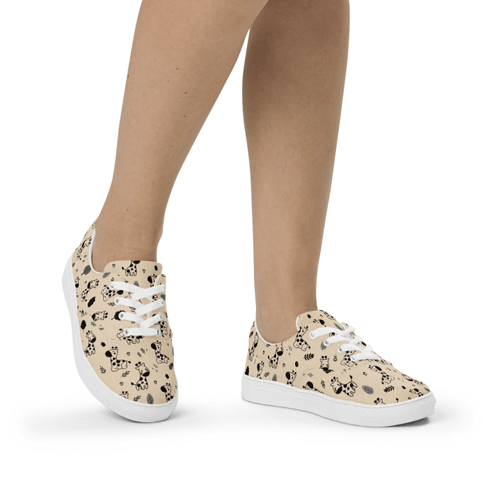 Kawaii Giraffe Pattern Lace-up Canvas Shoes product image (2)