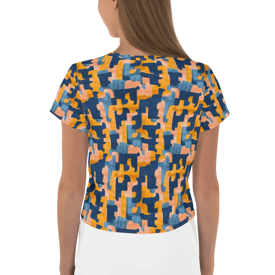 Flowing Shapes | Crop Tee product image (3)