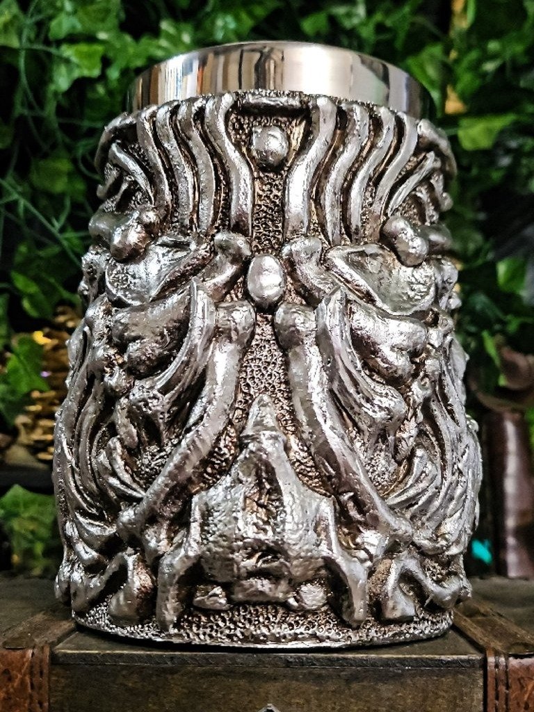 The Armored Kingdom Ironbone Silver Skull Brew Mug product image (6)