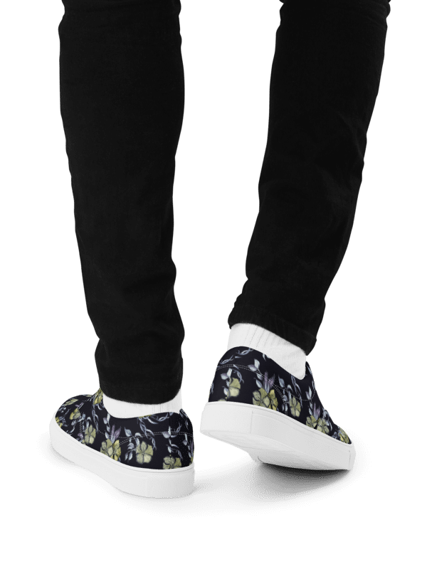 Gothic Flower | Men's Lace-Up Canvas Shoes product image (3)