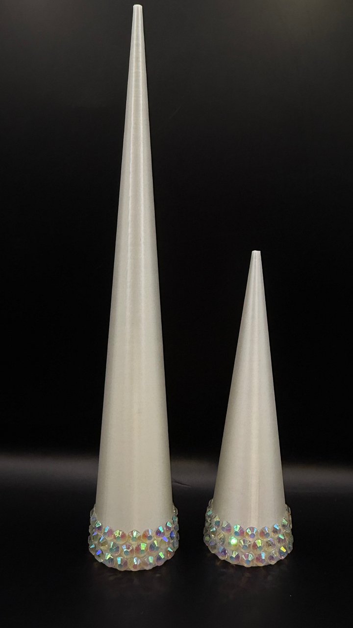 Silk White 7 Inch Ring Cone product image (2)
