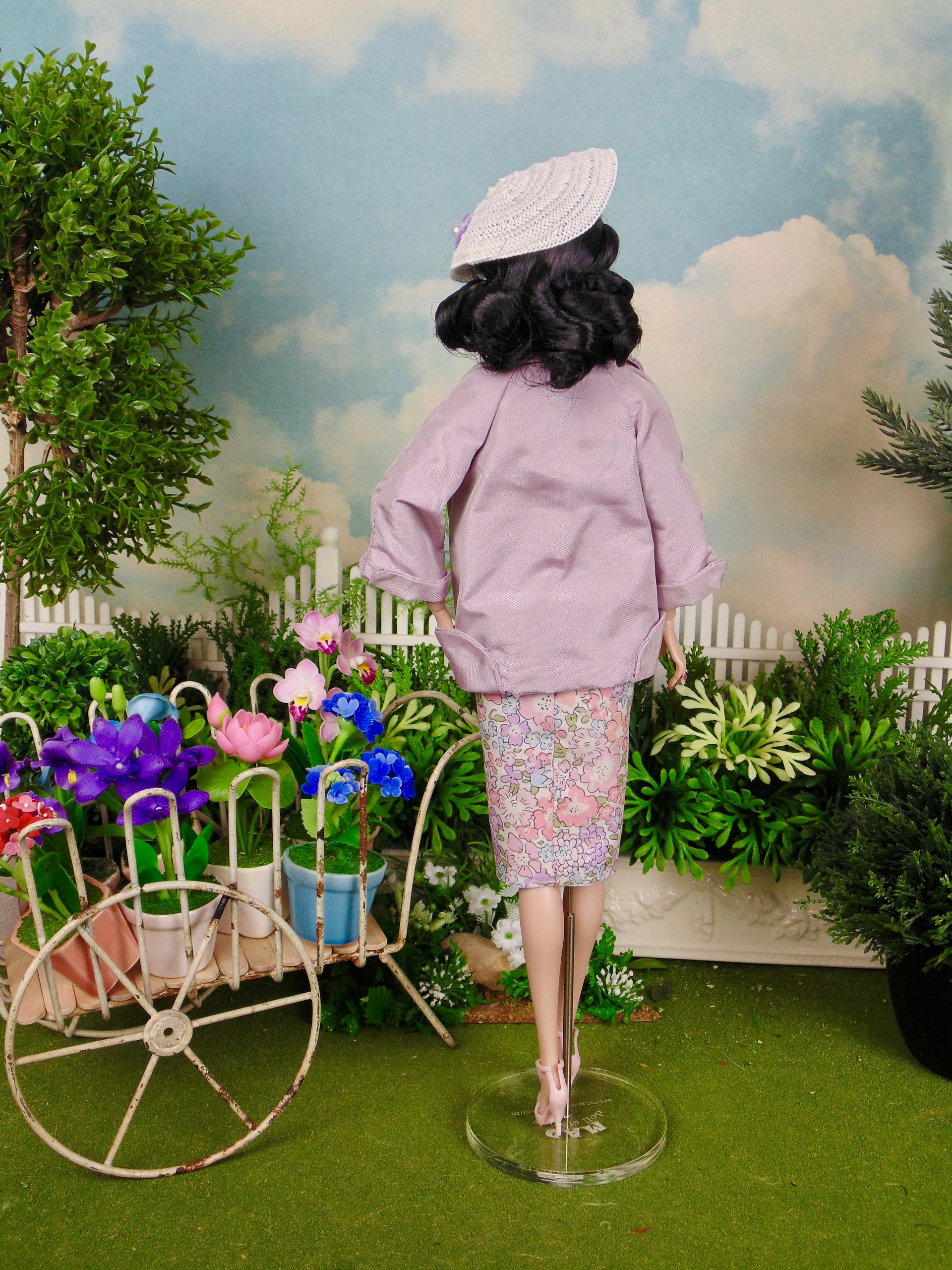 Iris sewing pattern for 12" fashion dolls product image (7)
