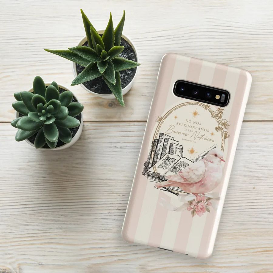 'No Nos Avergonzamos de las Buenas Noticias' Cream/Pink Vintage Dove Samsung® Snap Case product image (5)