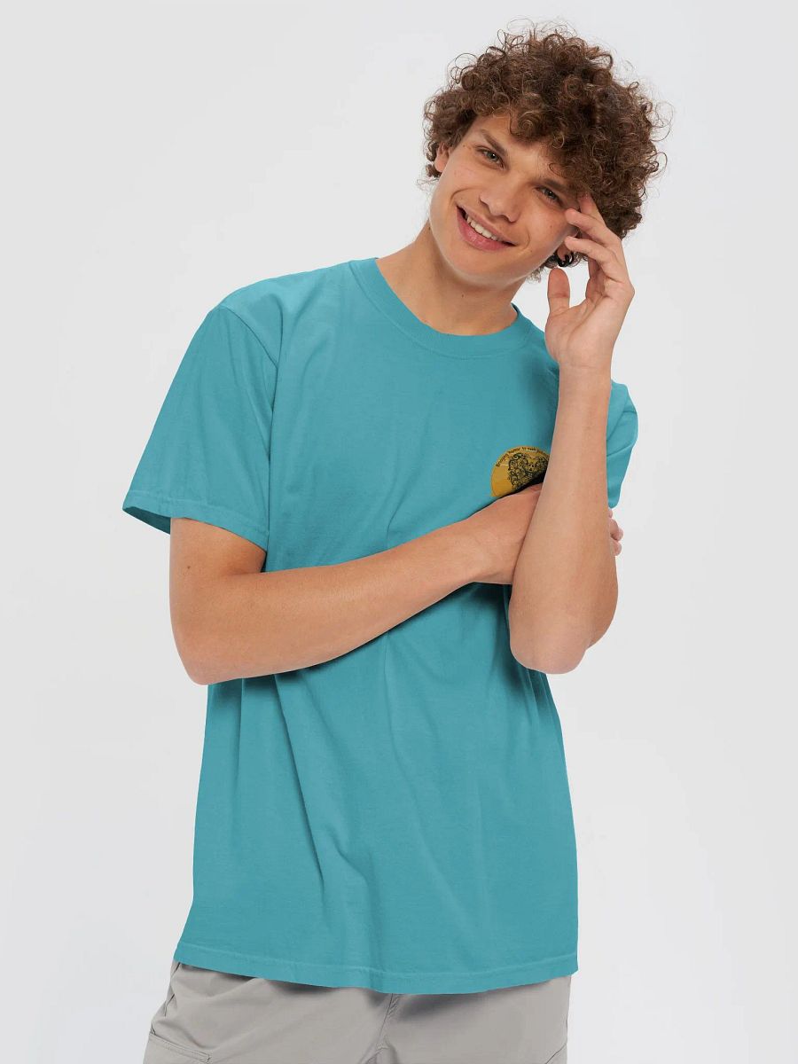 Bringing humor to each patient individually - Nurse icon T-Shirt product image (63)