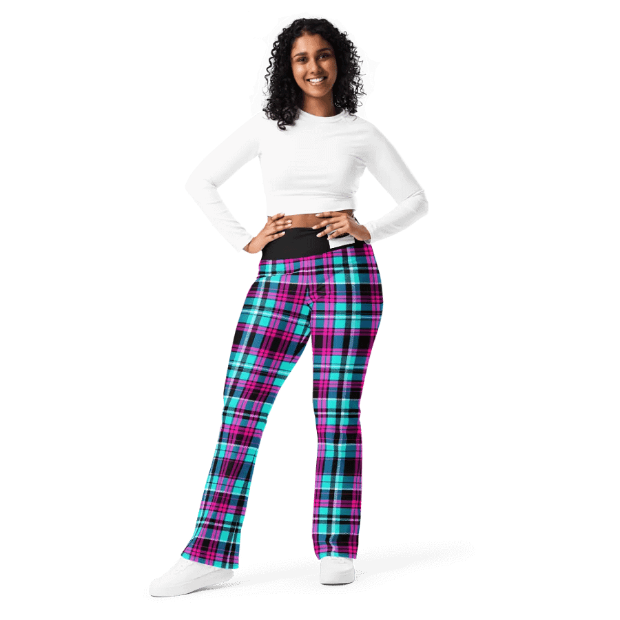 Plaid Dream Flare Leggings product image (5)