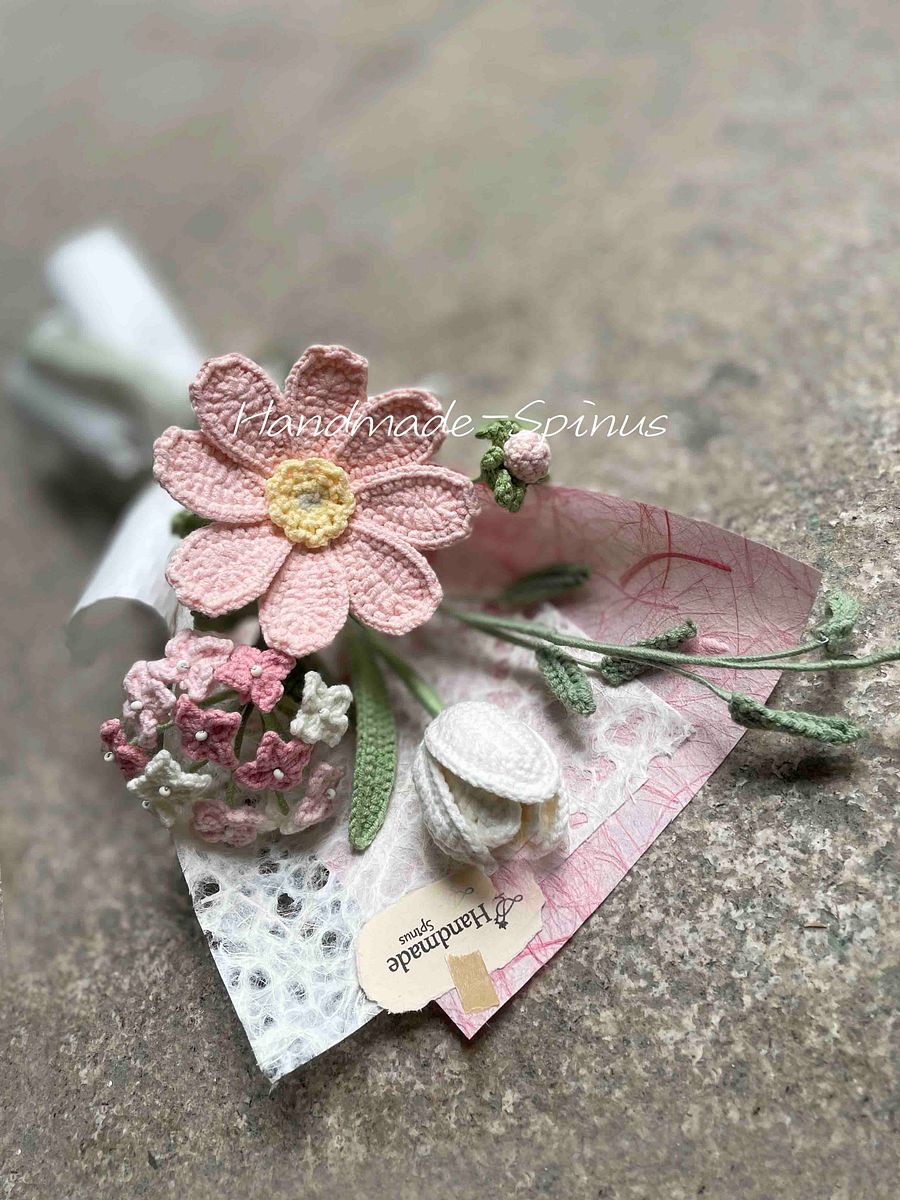 Floral Imprint Crochet Knit Bouquet product image (5)