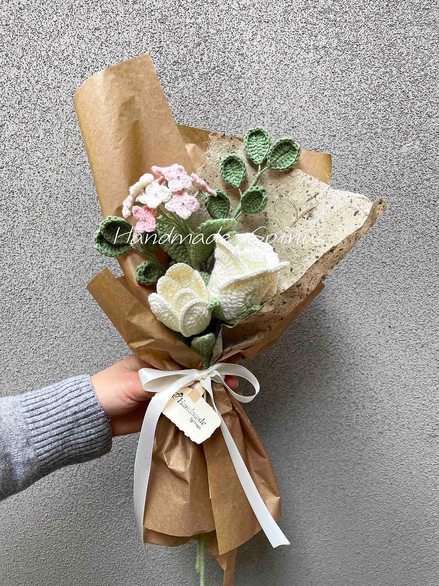 White Rose Fresh Romantic Crochet Knit Bouquet product image (3)