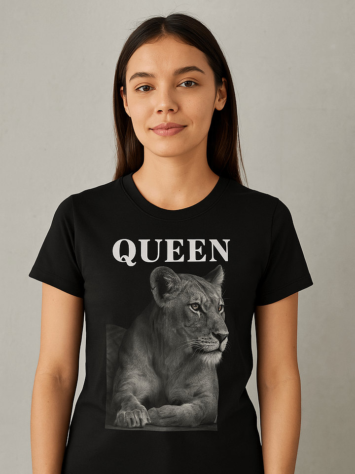 Queen Lioness Women's Tee product image (2)