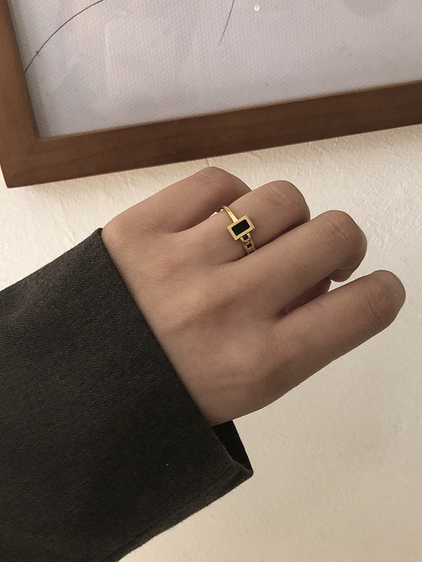 Black Enamel Chain Detail Ring | 18K Gold Plated product image (8)
