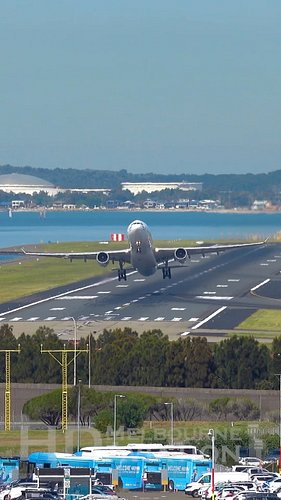 AirAsia X Airbus A330-300 takeoff at Sydney Airport 🇦🇺 ✈️

—————————————————————-

 #planespotting #planespotter #avgeek #avi...