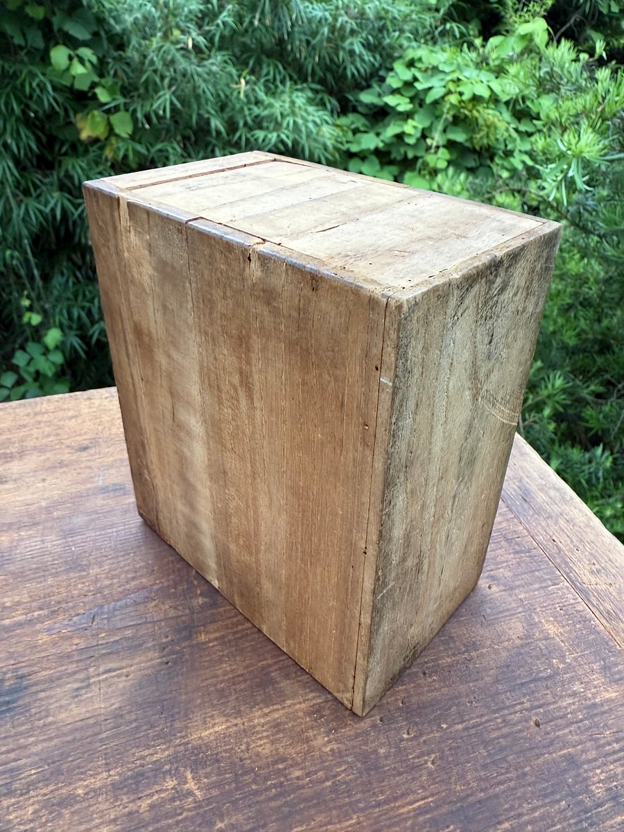 🎎 Antique Japanese Wooden Sake Tokuri Box with Calligraphy – Japan Antique Roadshow product image (4)