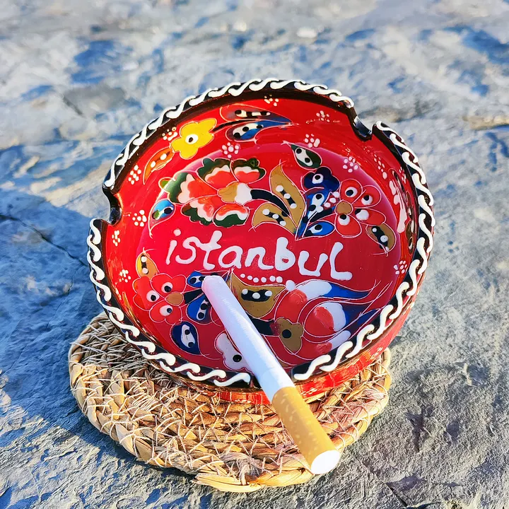 Handmade Red Ceramic Ashtray - Turkish Iznik Style Decor, 7 cm — handmade pottery product image (1)