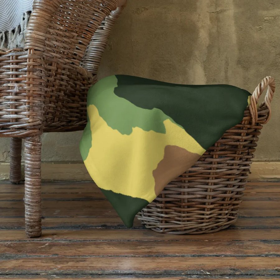 Camouflage Comfort Throw Blanket product image (22)