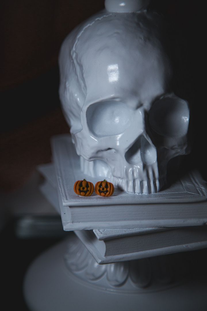 Jack'o'lantern Studs product image (1)