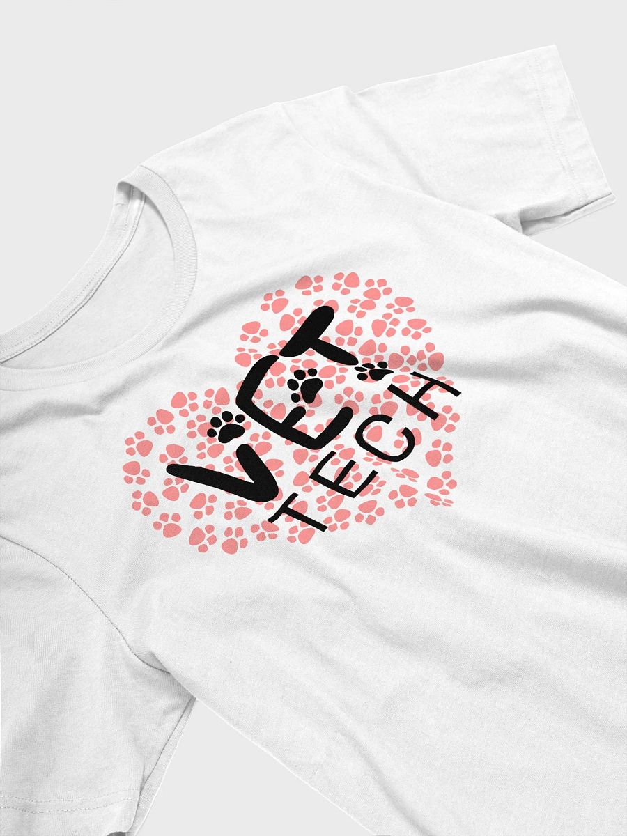 VET TECH Pawprint Heart T-Shirt product image (3)