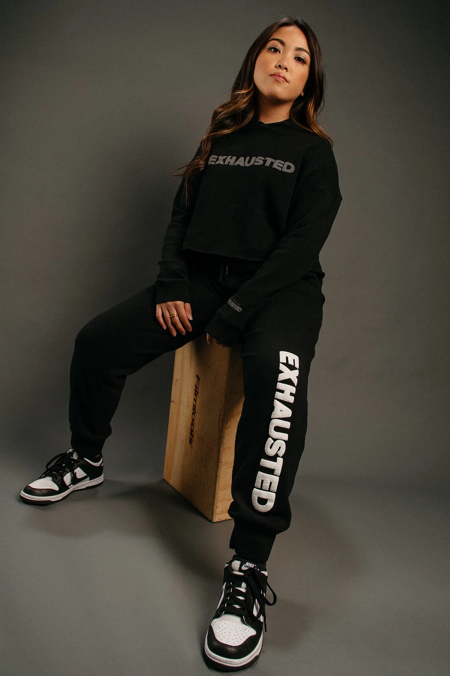 EXHAUSTED CROPPED HOODIE - BLACK product image (3)