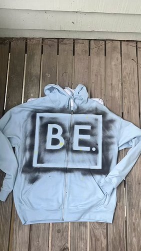 Should we drop these zip ups on the side? 👀

10 COMMENTS UNDER THIS POST 🔥🔥