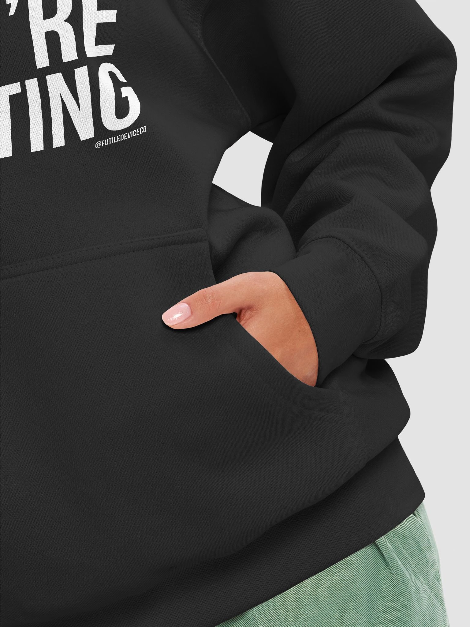 FUTILE DEVICE: I AM THE WITCH THEY'RE HUNTING (PULLOVER HOODIE) product image (23)