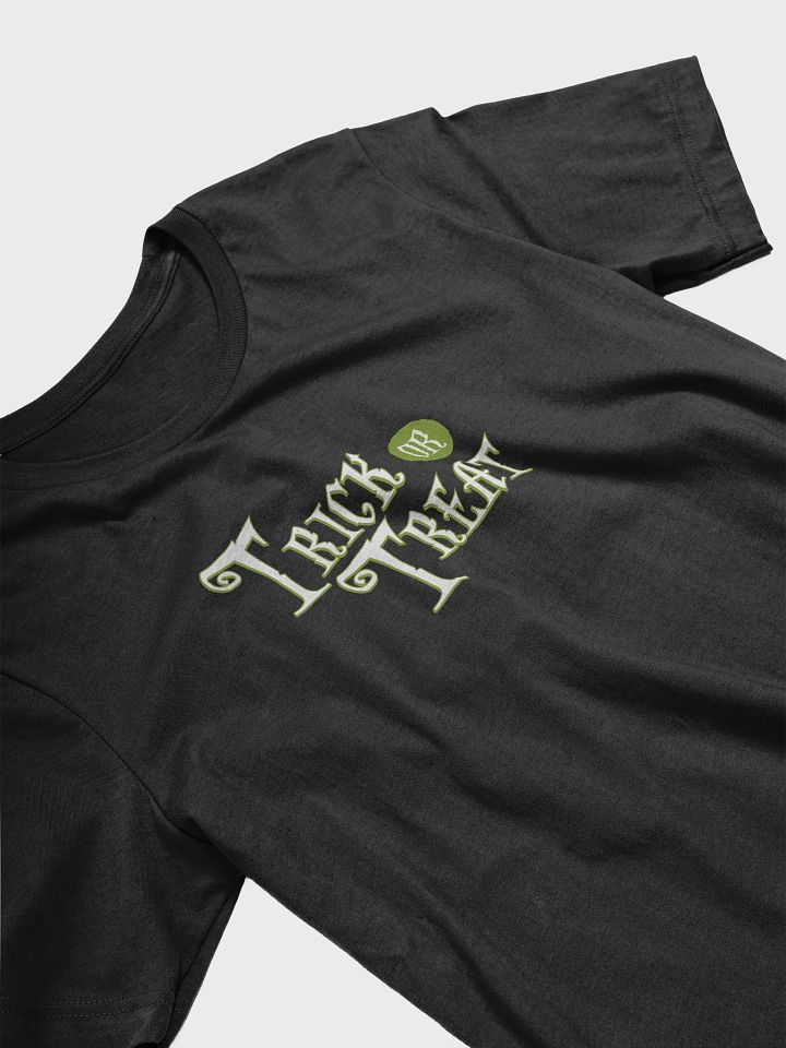 Retro Halloween Trick or Treat T-Shirt | 
