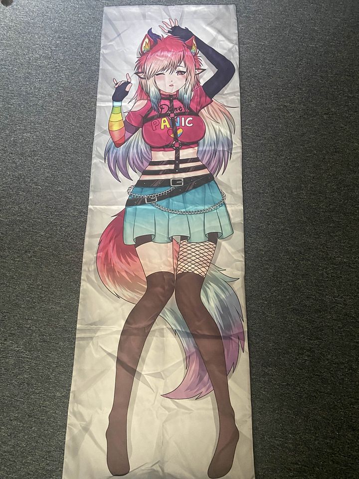 Upendo Dakimakura Body Pillow product image (2)
