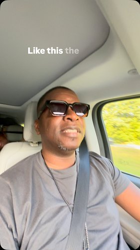Self driving has come along way... wow 🤯 I don't know if I like it. Any other purists out there that want real driving back?