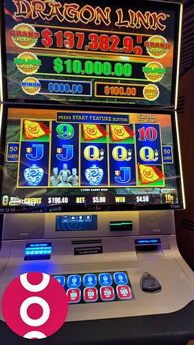 10k MAXED major. Is $5 enough to land it? Brought to you by our friends at SlotsLV! Link in BIO
.
.
#slots #casino #jackpot 
.