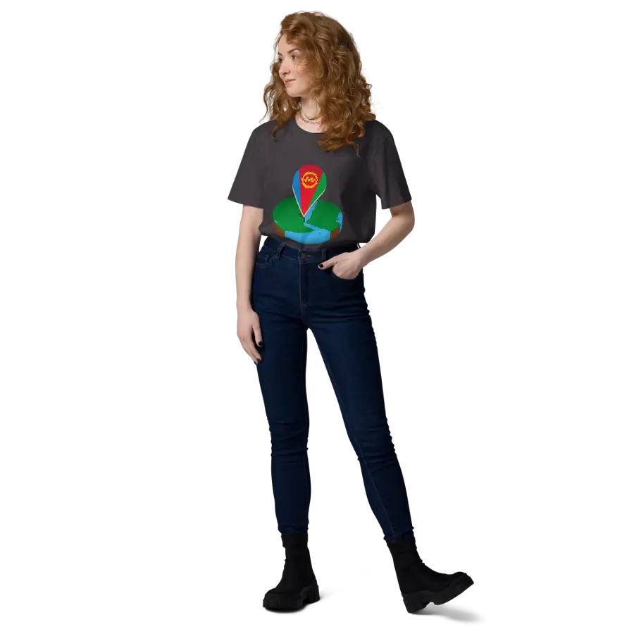 Globetrotter Emblem Organic Tee product image (142)