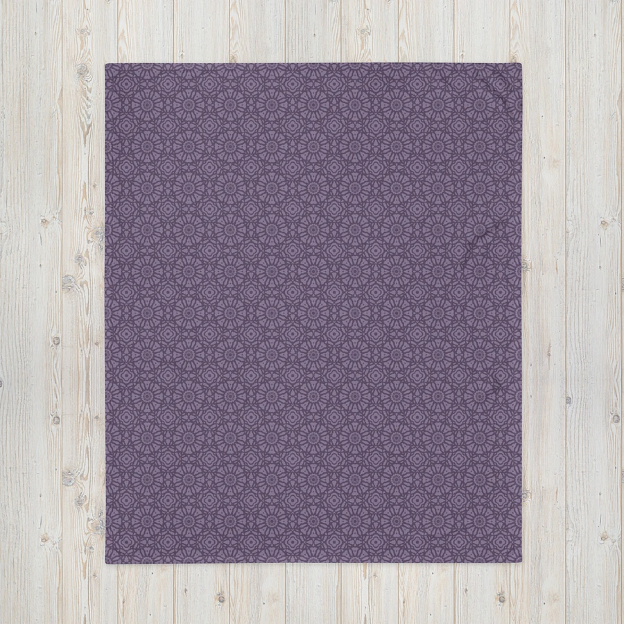 King's Crown Mauve Blanket product image (4)