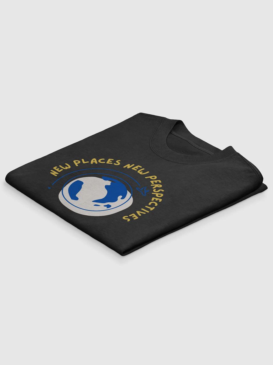 Wanderlust Globe Oversized Tee | new places new perspectives product image (4)