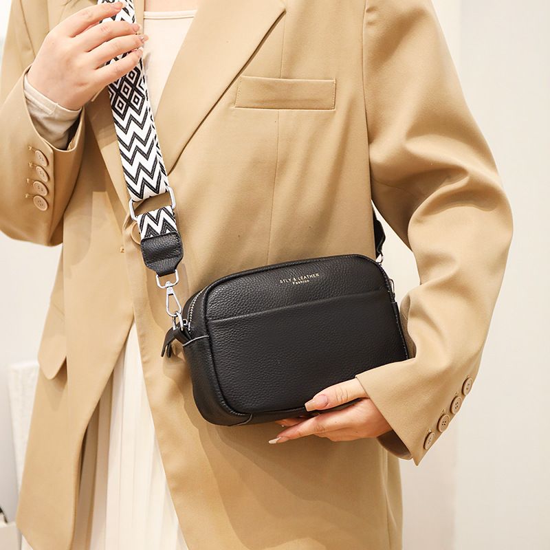 Fashion Shoulder Crossbody Bags With Rhombus Embroidered Wide Shoulder Strap Cute Small Square Bag Women product image (1)