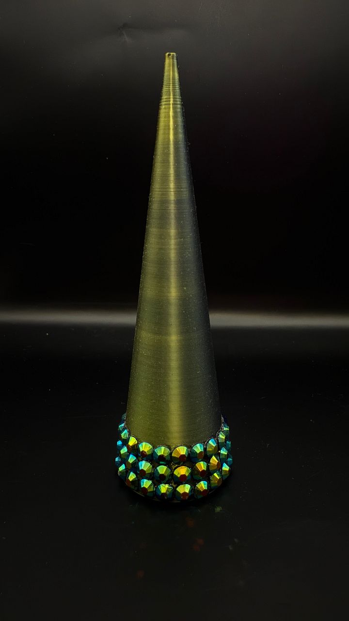 Black & Gold Silk 3D Printed Ring Cones product image (1)