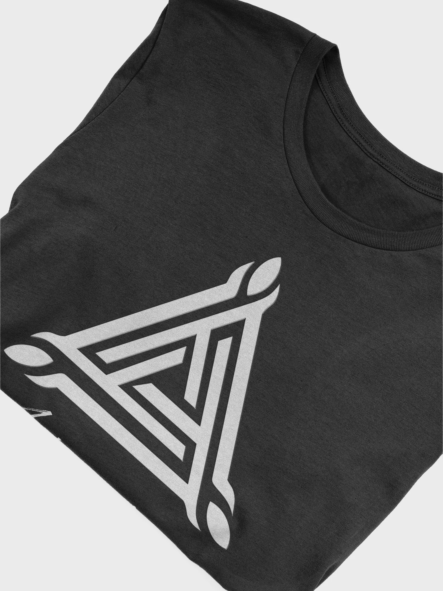 Aveyrin T-Shirt product image (5)