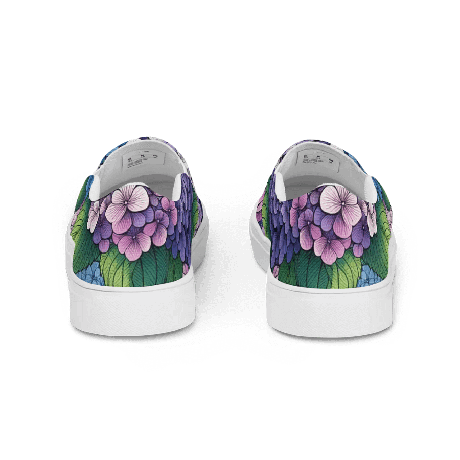 Women's Slip-On Canvas Shoes | KI-Design des Hortensien-Mandala-Motivs product image (5)