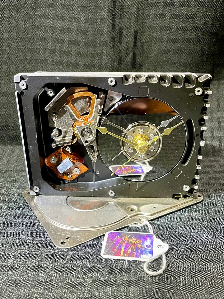 Unicron - Hard Drive Clock product image (2)