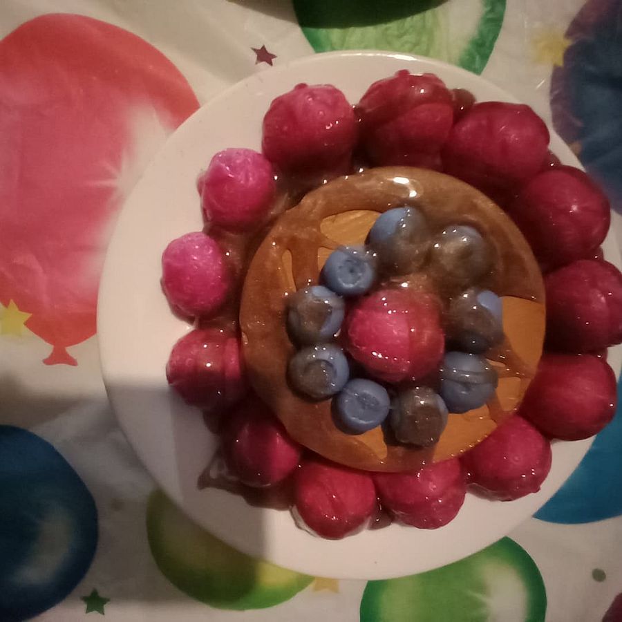 Pancake & Waffle Berry Maple Syrup Centerpieces. product image (1)