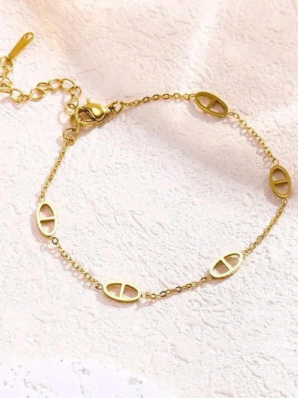 The Nautica Pig Nose Link Bracelet product image (6)