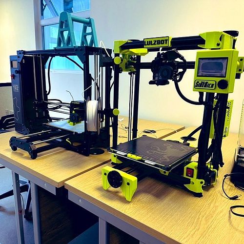 The @lulzbot3d family of #3Dprinters survived the move to the new studio :) #3dprinting