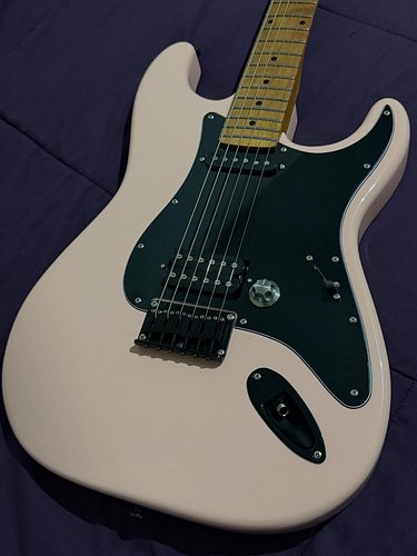 Fresh off the bench — the Shell Pink Super S.
Vintage on the outside… mad science on the inside!

This one features a full cu...