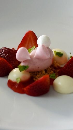 Strawberry & White Chocolate Mousse #desserts #pastry #finedining