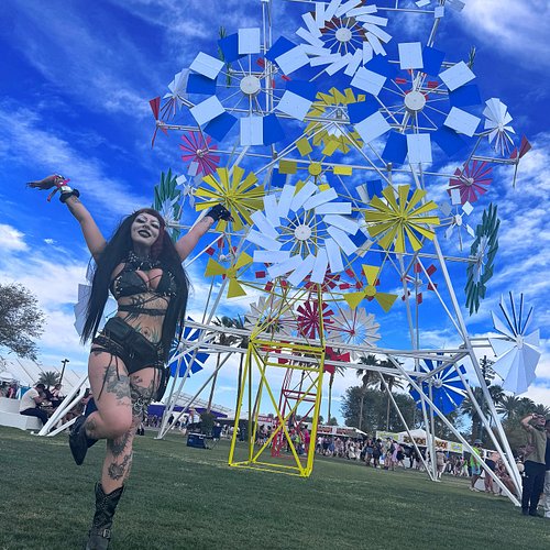 How I feel right now because I’ll be back in the valley for @coachella 2026! 
 •
Can’t wait for all the music and fashion and...