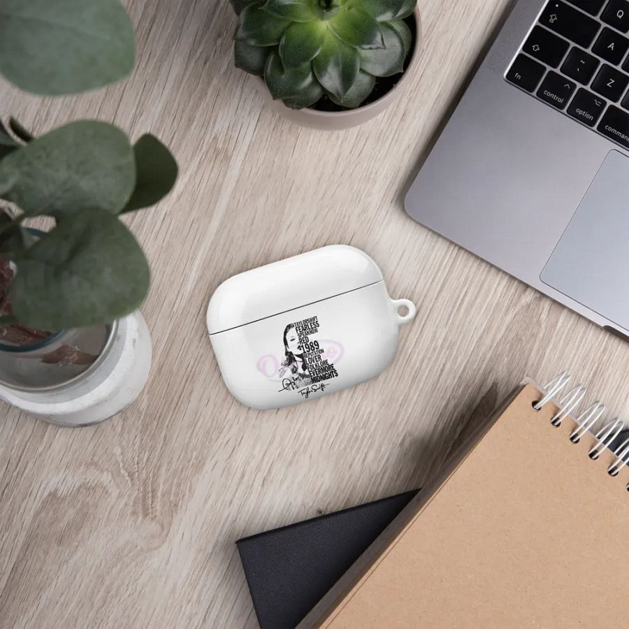 Taylor,s air pod case product image (48)