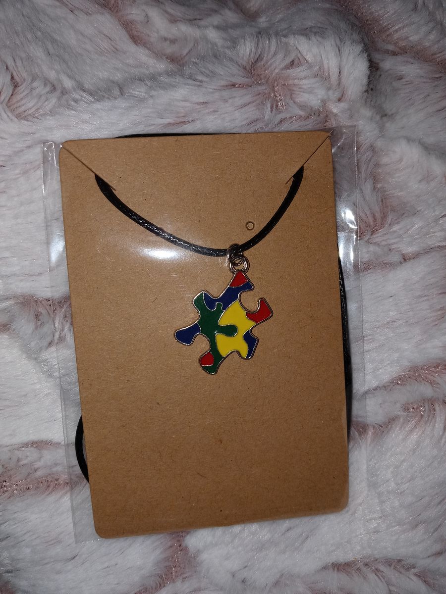 Boss momma autism awareness puzzle necklace product image (1)