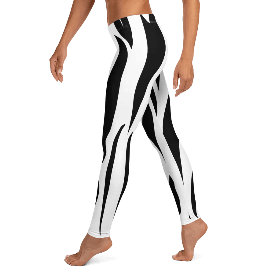 Tiger Print Leggings – Bold, Stylish & Comfortably Versatile product image (10)